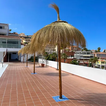 El Paraiso 아데제