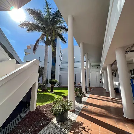 El Paraiso Apartment *